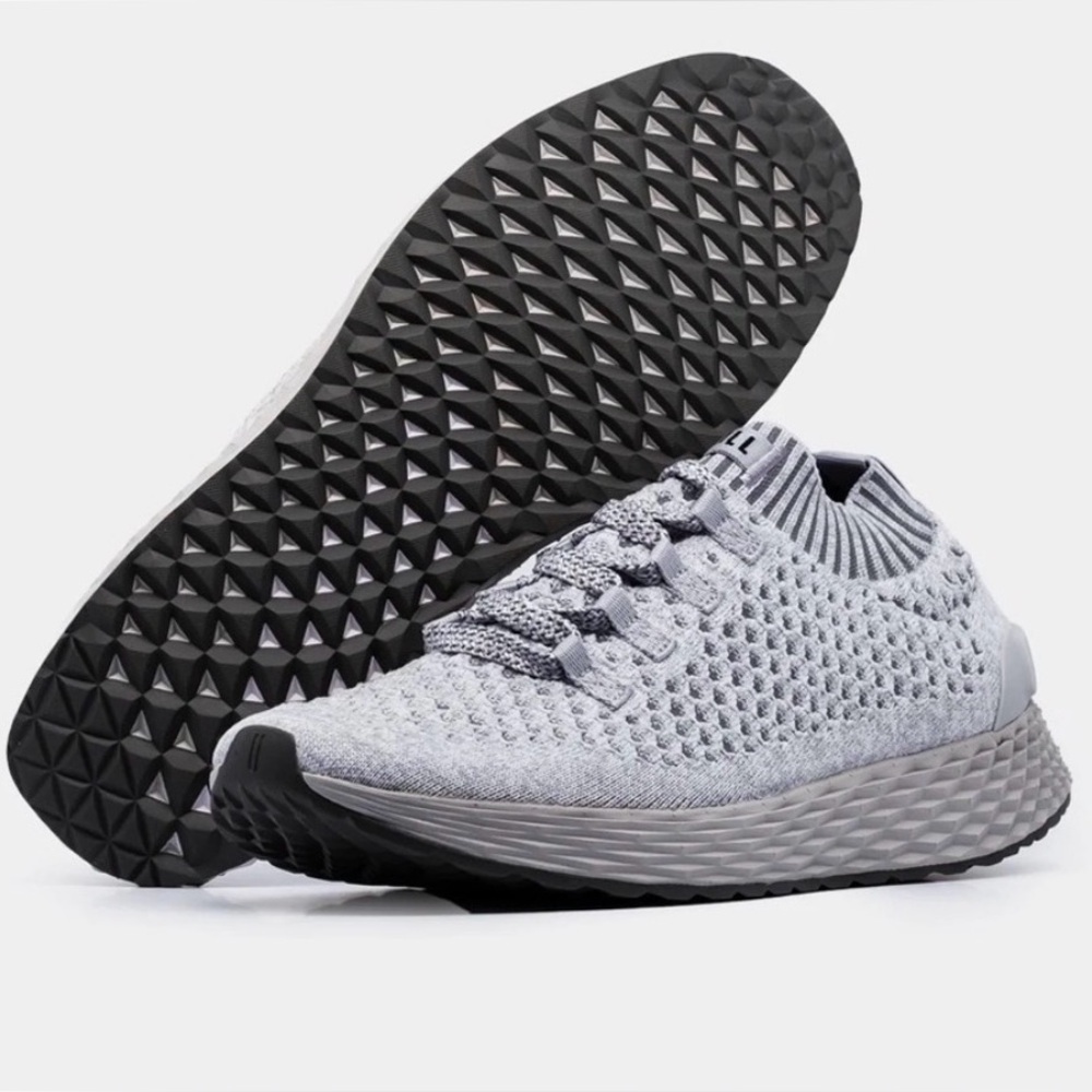 NOBULL Women’s Allday Knit - size 5